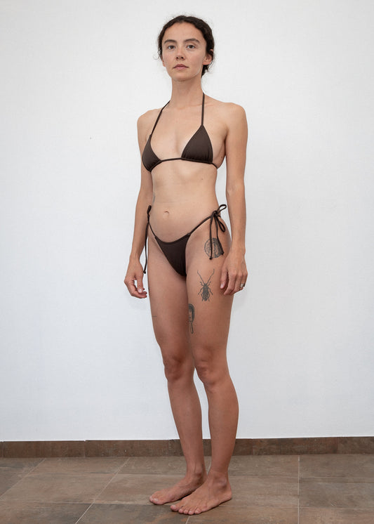 Lasso Brown Top